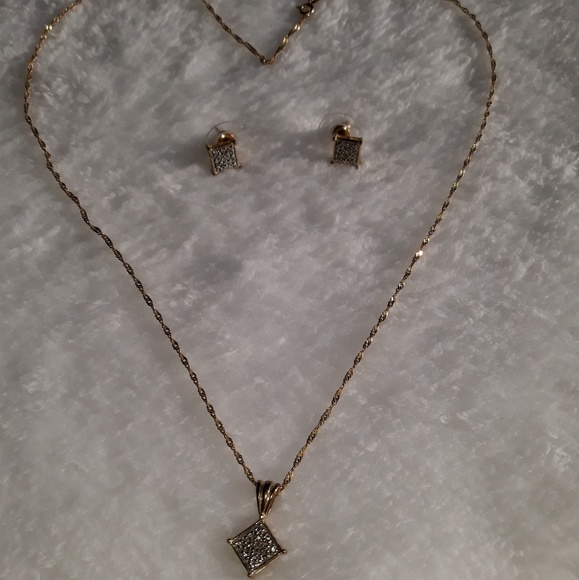 Jewelry - Diamond chip Necklace and earring set